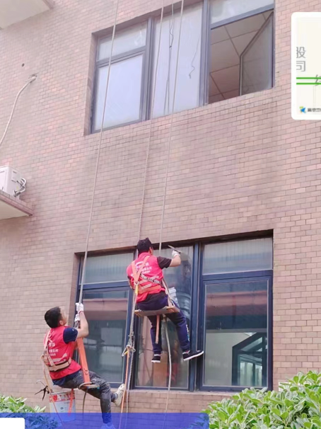 东宝承接各类窗户玻璃维修